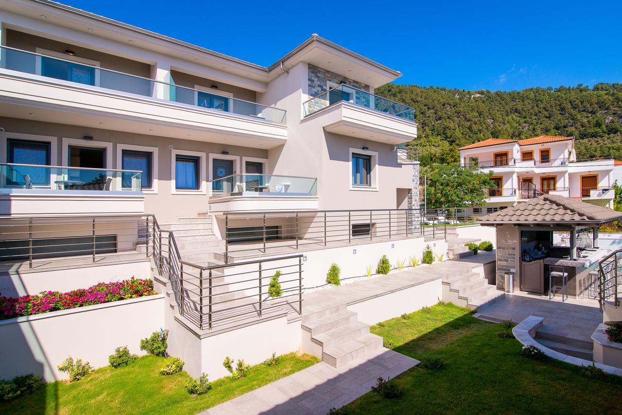Semiramis Luxury Suites Chrysi Ammoudia Bagian luar foto