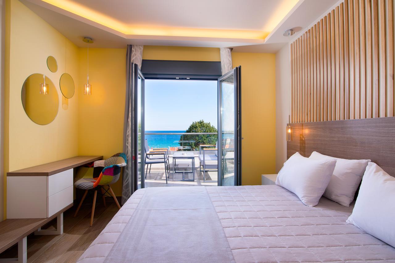 Semiramis Luxury Suites Chrysi Ammoudia Bagian luar foto
