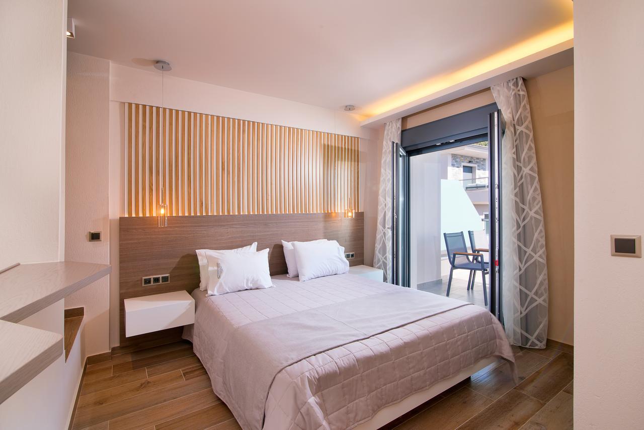 Semiramis Luxury Suites Chrysi Ammoudia Bagian luar foto