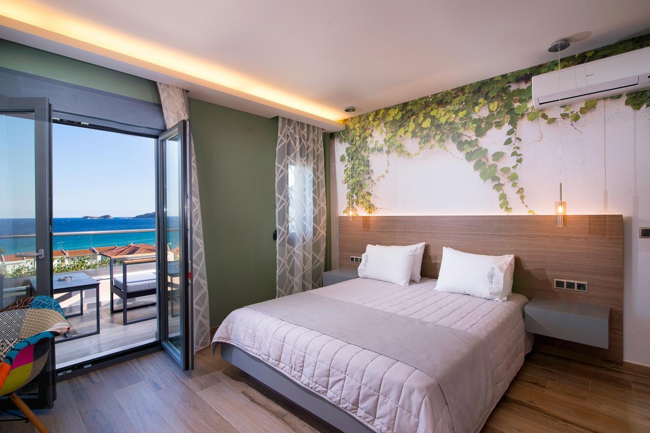 Semiramis Luxury Suites Chrysi Ammoudia Bagian luar foto