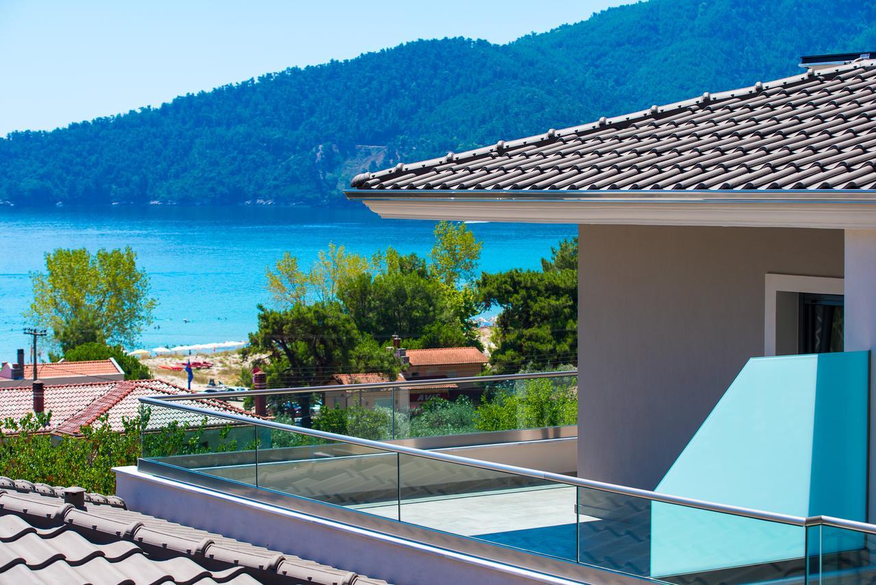 Semiramis Luxury Suites Chrysi Ammoudia Bagian luar foto